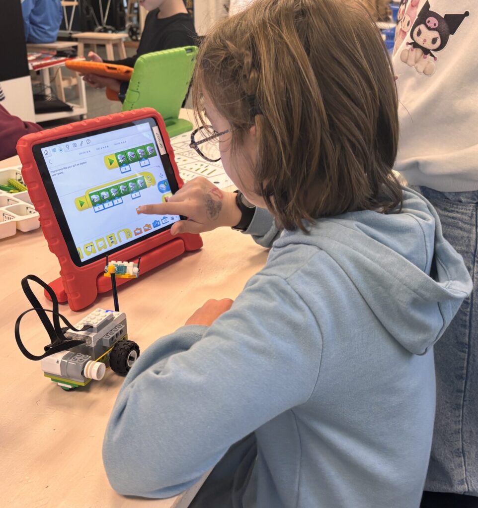atelier scientifique robotique - association SODA